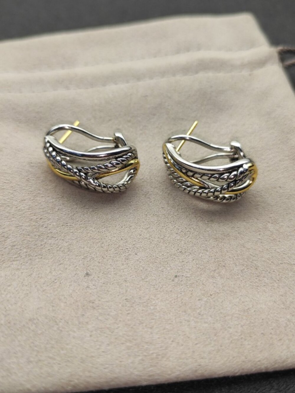 David Yurman 925 Silver Earrings with Original Pouch - Picture 5 of 8